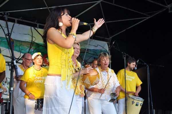 Karneval der Kulturen Strassenfest   030.jpg
